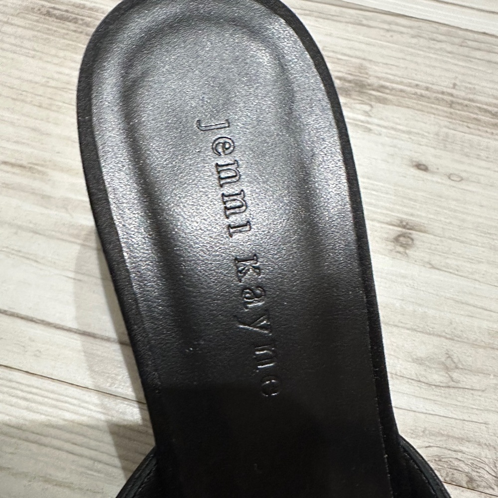 JENNI KAYNE Chic Black Satin Kitten Heel Sandals Sz 39 NEW $475!! - Picture 5 of 6